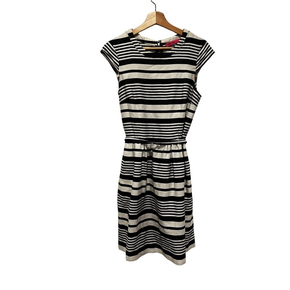 Betsey Johnson Black & White Striped Elastic Waist & Zipper Back Women's Dress S